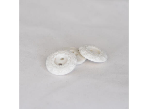 Hvit dekorativ knapp 17mm