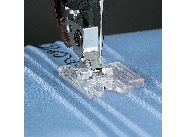 Pfaff Biesenfot med Pyntesømsfører