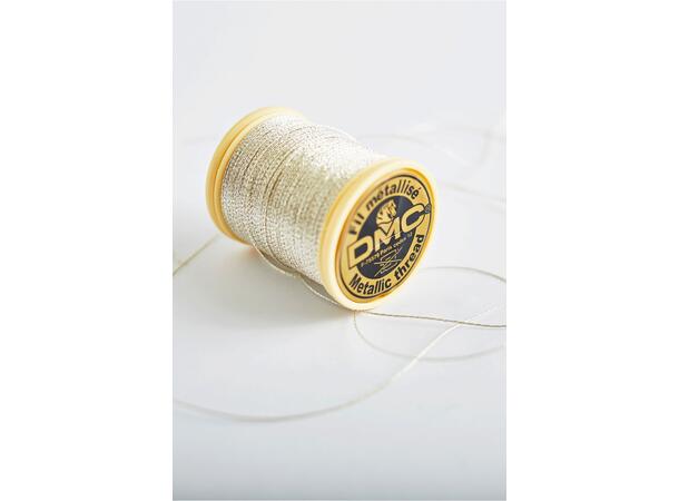 Metallisk broderitråd