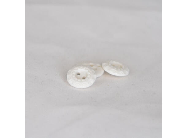 Hvit dekorativ knapp 13mm