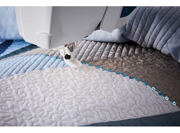 Husqvarna Viking Designer Sapphire 85