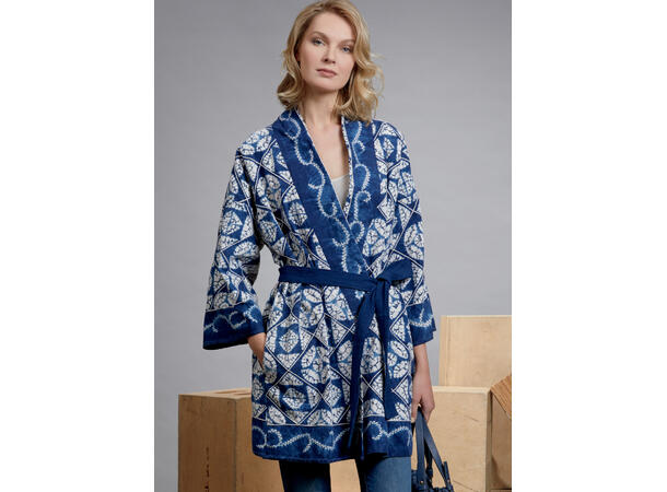 Vogue 1610 - Kimono.