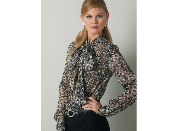 Vogue 8772 - Skjorte.