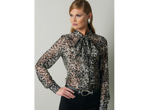 Vogue 8772 - Skjorte.