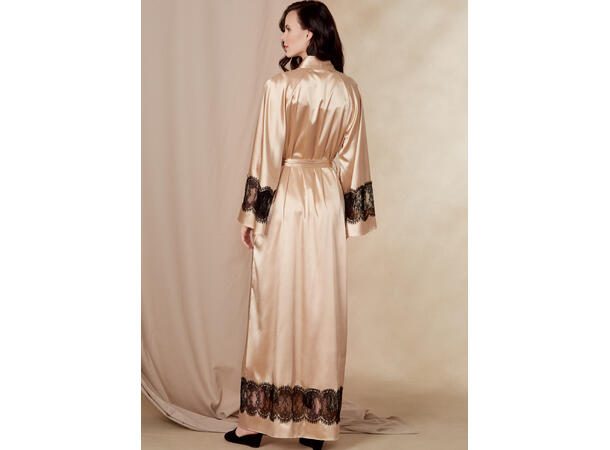 Vogue 1834 - Nattøy til dame.