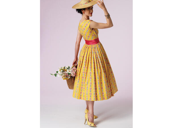 Vogue 8789 - Vintage kjole.