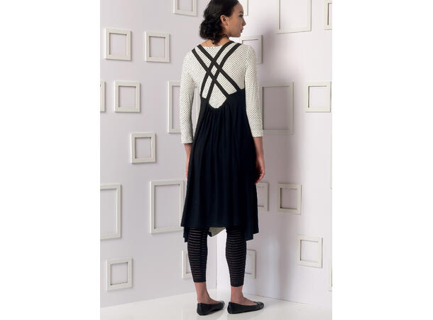 Vogue 9108 - Kjole, topp og leggings.