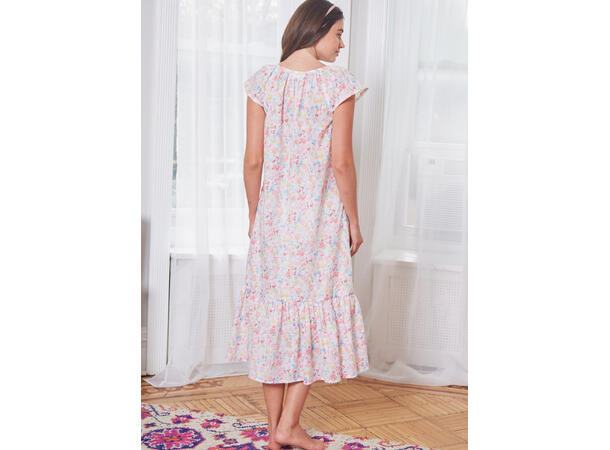 McCall's 8216- Kjole til barn.