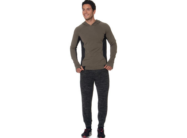 McCall's 7486 - Joggedress.