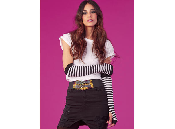 McCall's 8298 - Topp, Skjørt og Tilbehør.