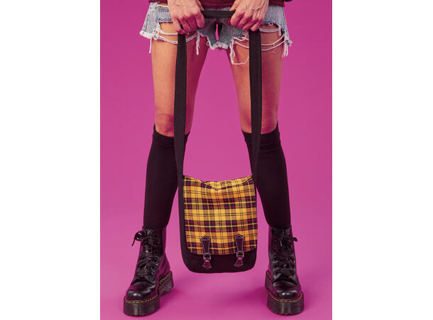 McCall's 8298 - Topp, Skjørt og Tilbehør.