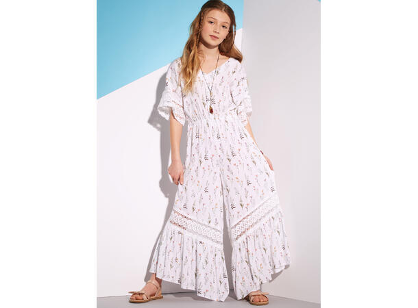 McCall's 8317 - Jumpsuit.