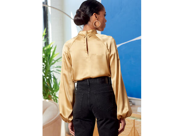 McCall's 8147 - Bluse.