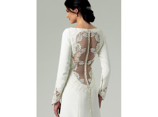 Butterick 4377- historisk kjole og kappe