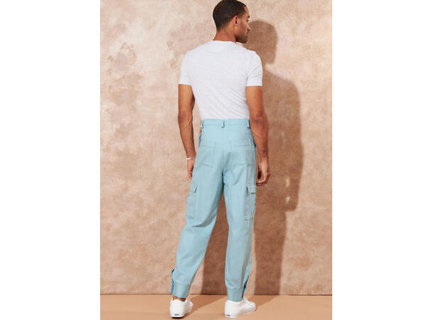 McCall's 8264 - Bukse og bermudashorts til herre.