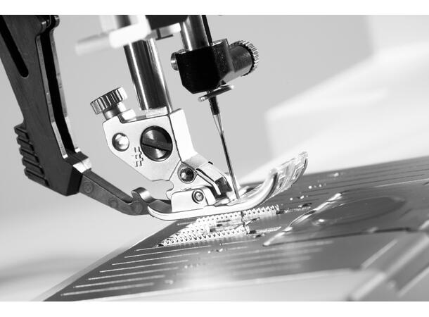 Pfaff ambition 635 jubileum elektronisk symaksin