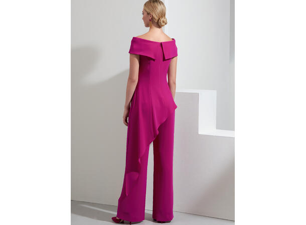 Vogue 1869 -Topp med bukse.