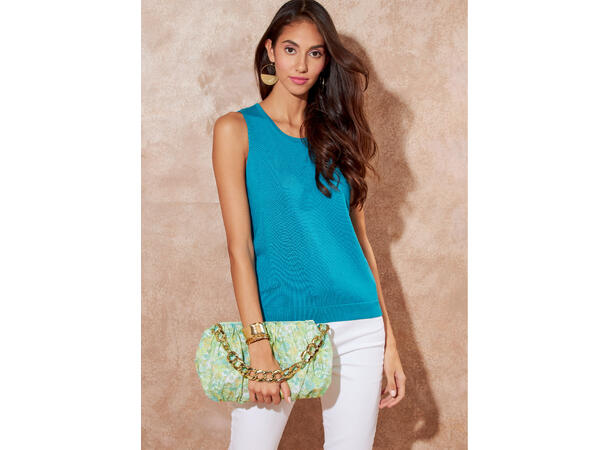 McCall's 8272 - Vesker.