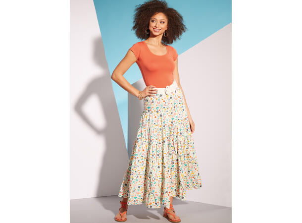 McCall's 8326 - Skjørt.