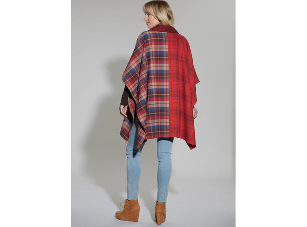 McCall's 8347 - Poncho.
