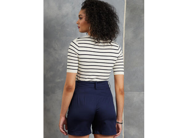 Vogue 1900 - Bukse og shorts.