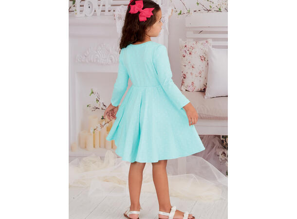 McCall's 8267 - Kjole til barn.