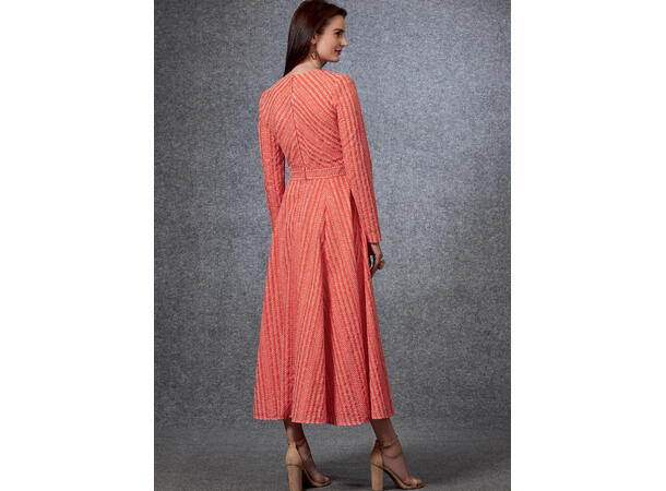 Vogue 1672 - Kjole.