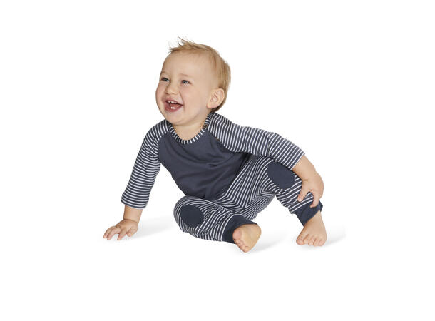 Burda 9246 - Sett med genser og bukse