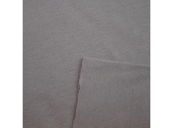 Rundstrikket smal ribb, grå