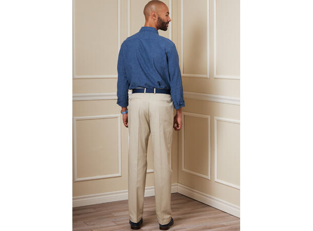 Vogue 1896 - Bukse og Shorts.