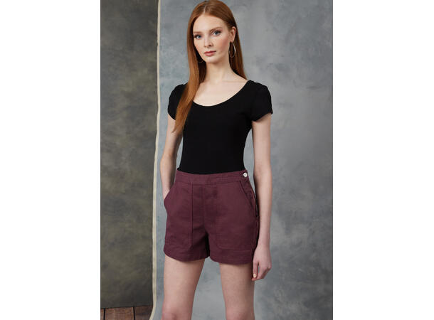 Vogue 1912 - Genser og shorts.