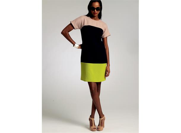 Vogue 8805 - T-skjorte kjole B5 (8-10-12-14-16)
