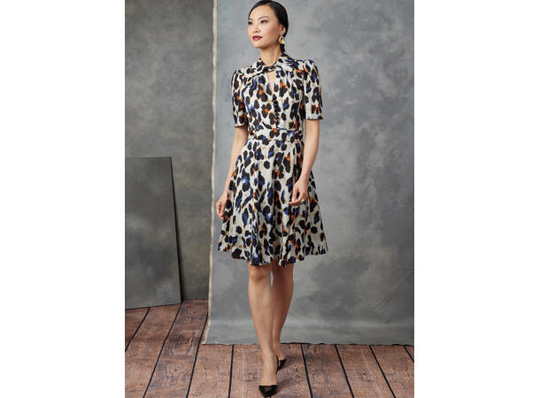 Vogue 1908 - Kjole med knyting i livet.