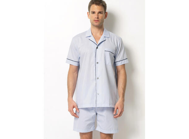 Vogue 8964 - Slåbrok og pysjamas.