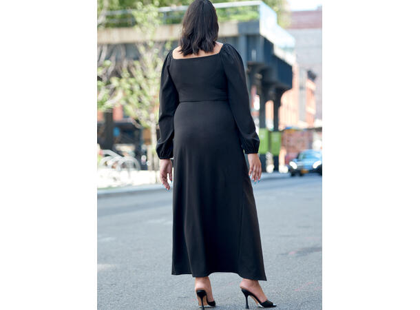 McCall's 8174 - Kjole med splitt.