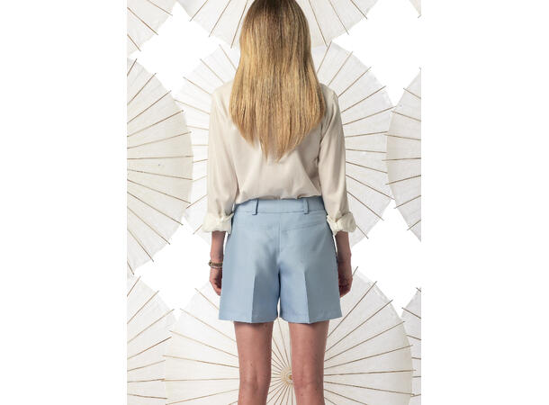 Vogue 9008 - Capri eller plissert shorts.