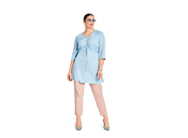Burda 5732 - Bluse og kjole.