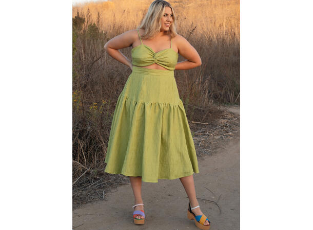 KnowME 2073 - Bh-topp og skjørt.