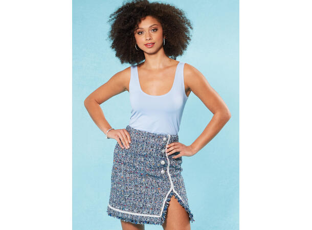 McCall's 8370 - Jakke og skjørt.