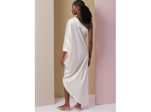 Vogue 2021 - Kjole og Bukse.