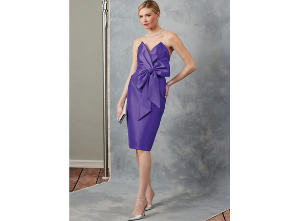 Vogue 2047 - Stroppløs kjole.