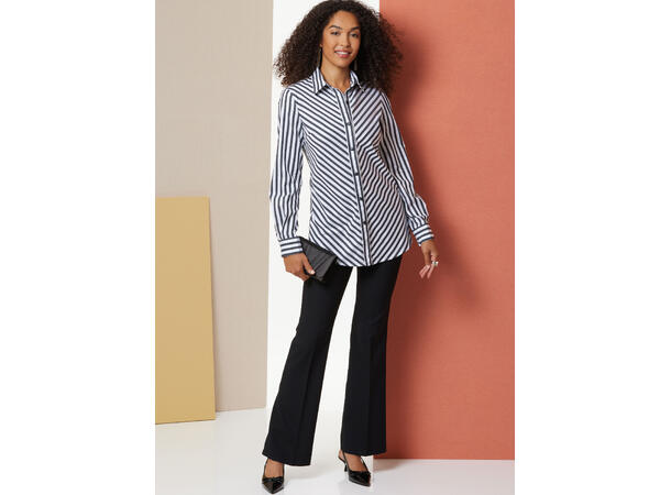 Butterick 7010-Skjorte til dame