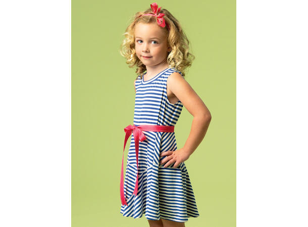 McCall's 6915 - Kjole til barn.