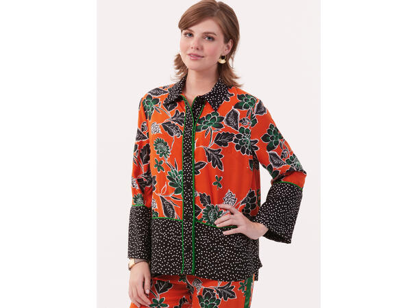 McCall's 8484 - Topp, shorts og bukse.