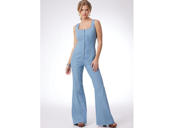 McCall's 8514 - Jumpsuit.