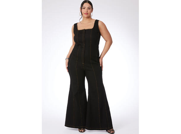 McCall's 8514 - Jumpsuit.