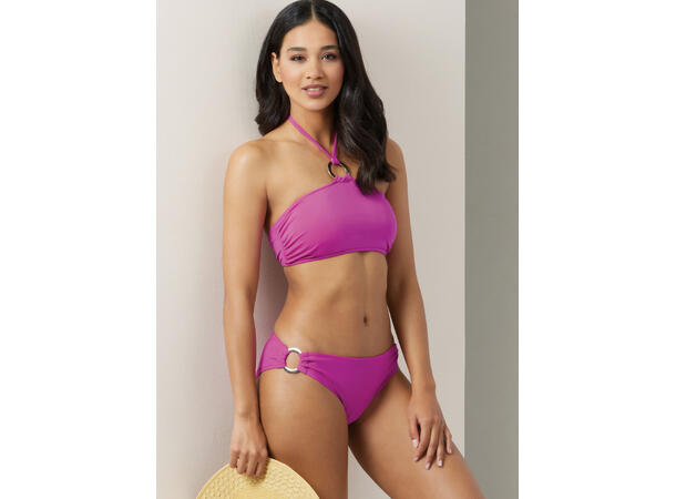 Vogue 2038 - Bikini og sarongskjørt.