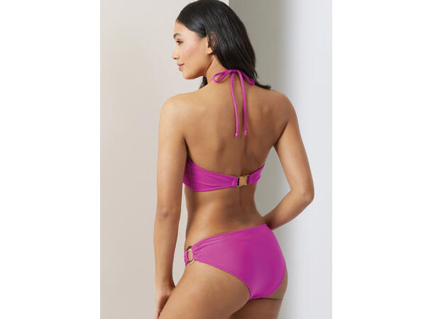 Vogue 2038 - Bikini og sarongskjørt.