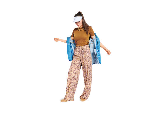 Burda 6138, Bukse og shortd