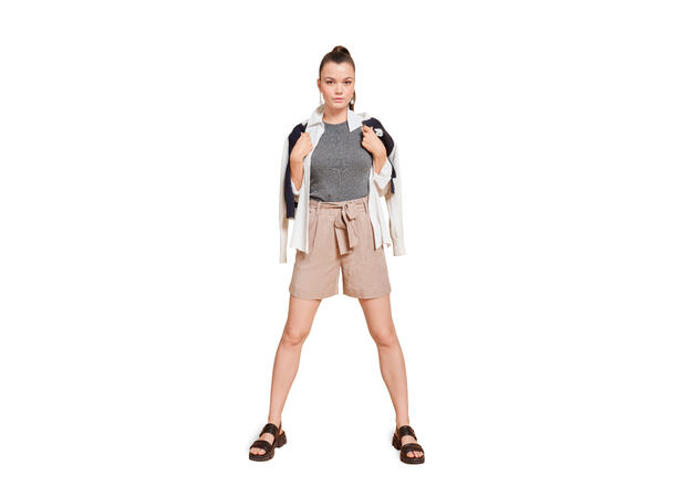 Burda 6138, Bukse og shortd